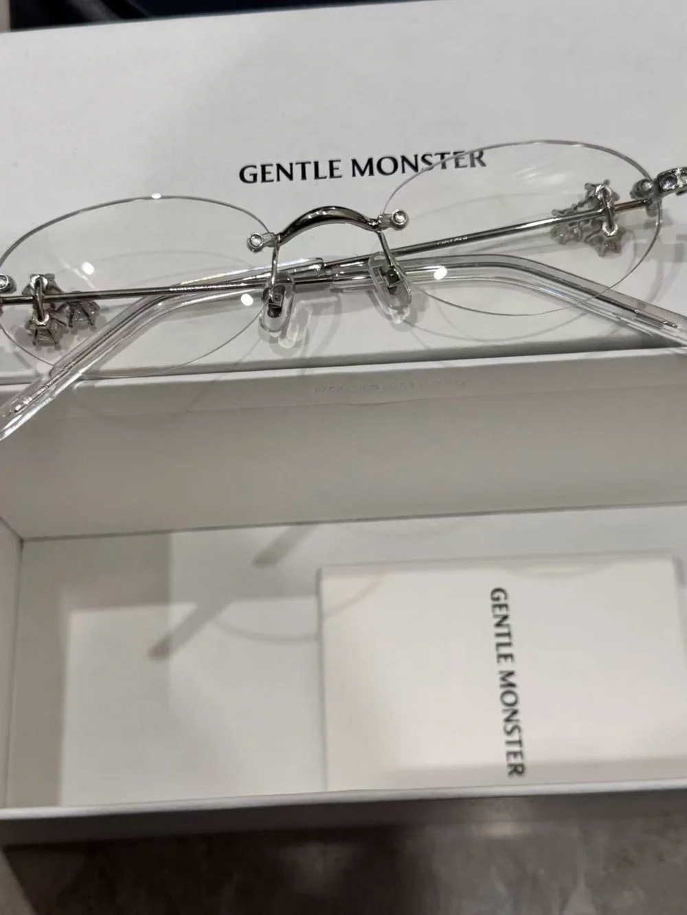 Gentle Monster Rimless Crystal Oval Eyeglasses